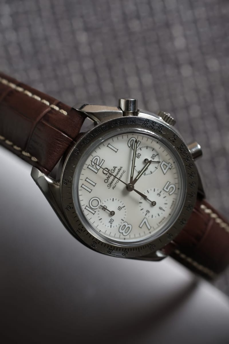 Omega Speedmaster professional MOP dial